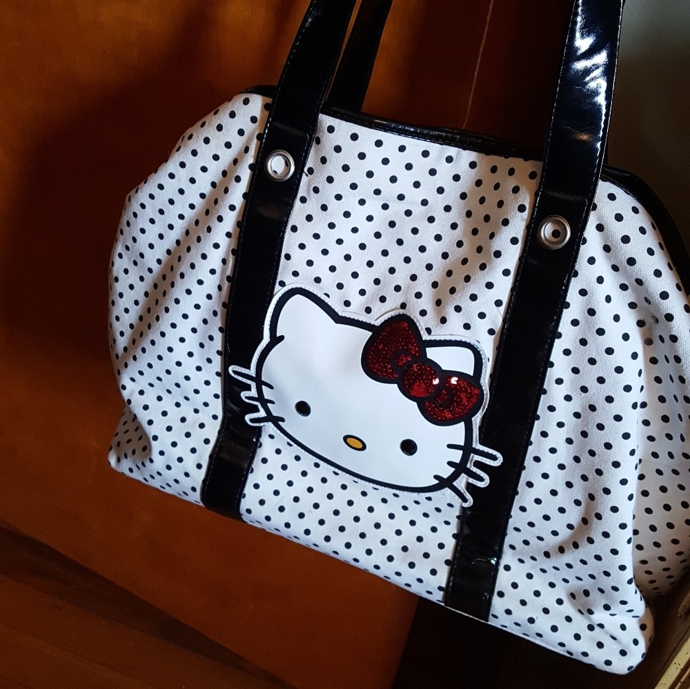 Hello Kitty purse
